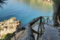 Enjoy the soothing sound from the ocean by our private cliff plattform